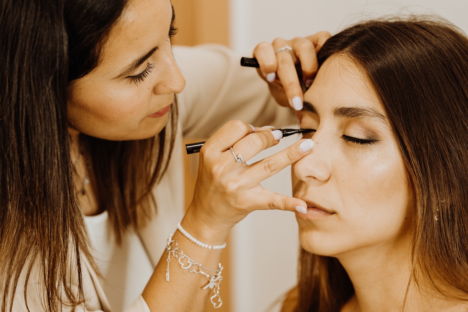 Maquillaje profesional para sesión de fotos en Barcelona, maquillae en barcelona.