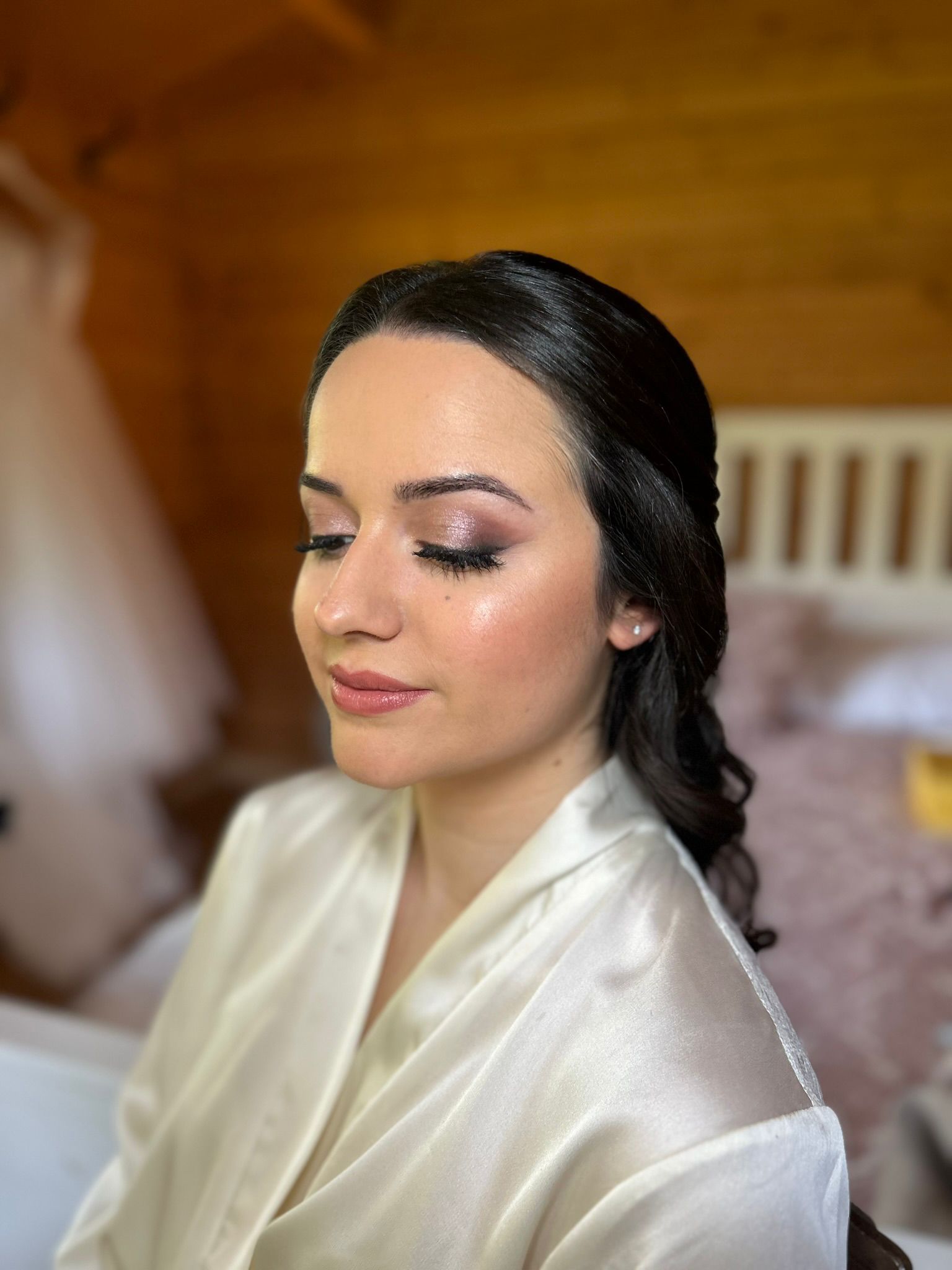 Make up novias en Barcelona con maquillaje natural y luminoso realizado por JF Makeup